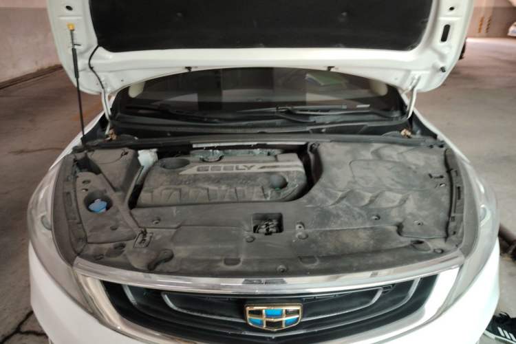Used Geely Auto Emgrand GS 2016 Elegant Edition 1.3T Automatic LingShang Model Engine Bay