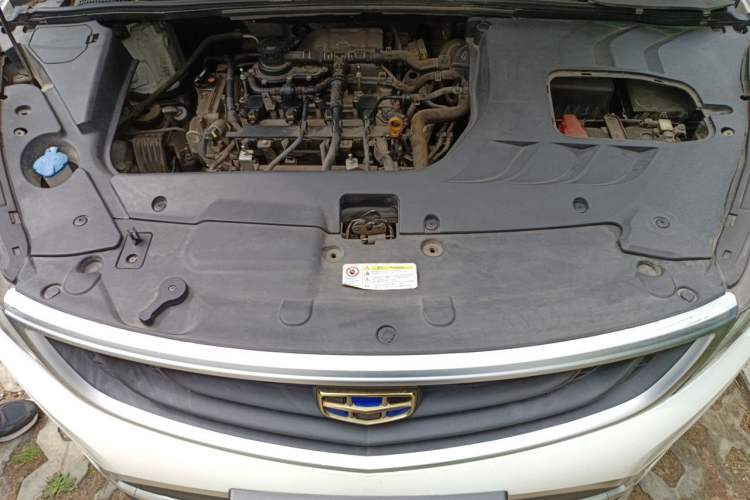 Used Geely Auto Emgrand GS 2016 Sport Edition 1.3T Automatic LingShang Model Engine Bay