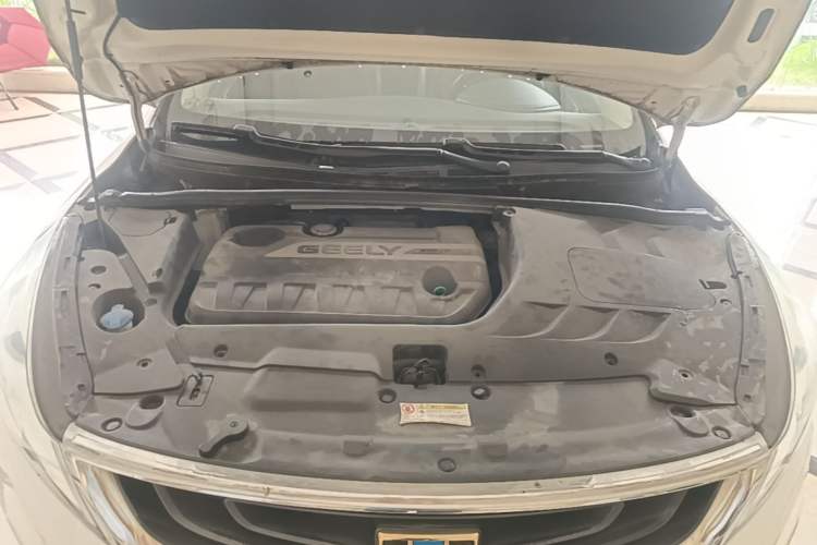 Used Geely Auto Emgrand GS 2016 Elegant Edition 1.3T Automatic ZhenShang Model Engine Bay