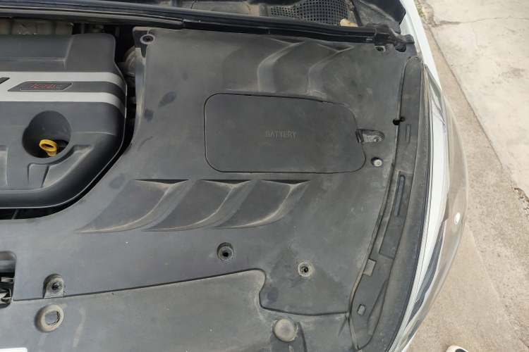Used Geely Auto Emgrand GS 2016 Sport Edition 1.3T Automatic LingShang Model Engine Bay Left