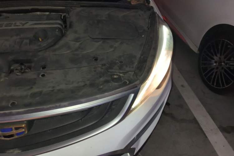 Used Geely Auto Emgrand GS 2016 Sport Edition 1.3T Automatic ZhenShang Model Engine Bay Left