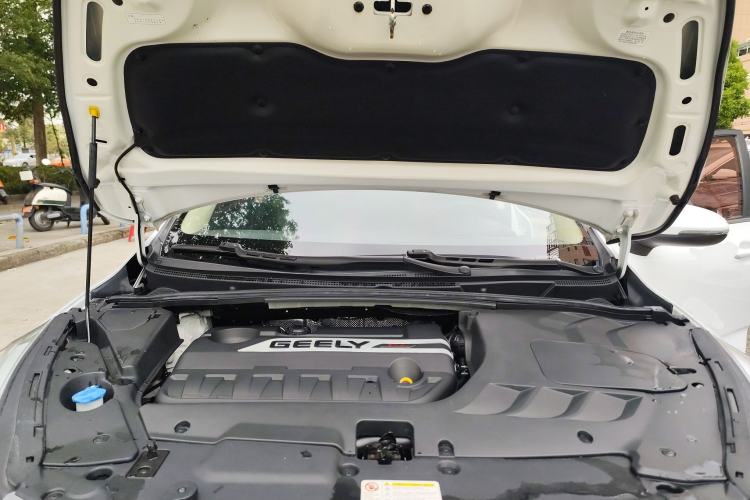 Used Geely Auto Emgrand GS 2016 Sport Edition 1.3T Automatic ZhenShang Model Engine Bay