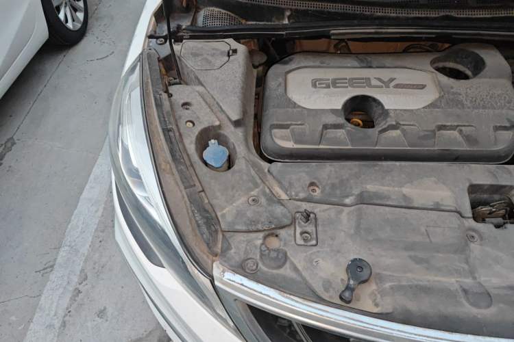 Used Geely Auto Emgrand GS 2016 Sports Edition 1.8L Manual LingShang Model Engine Bay Right