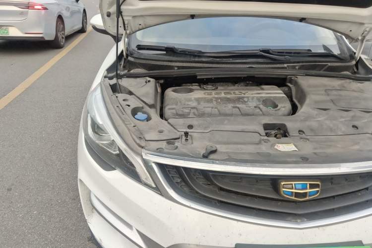 Used Geely Auto Emgrand GS 2016 Sport Edition 1.3T Automatic ZhenShang Model Engine Bay Right