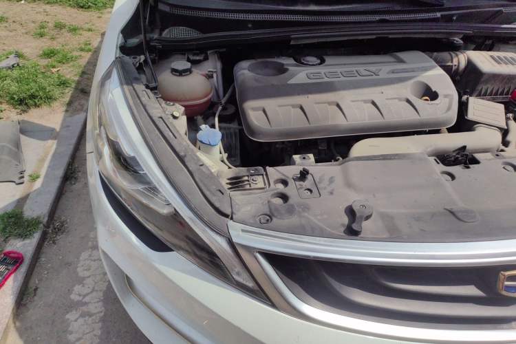 Used Geely Auto Emgrand GS 2016 Sport Edition 1.3T Automatic ZhenShang Model Engine Bay Right