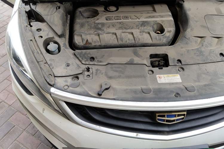 Used Geely Auto Emgrand GS 2016 Sport Edition 1.3T Automatic ZhenShang Model Engine Bay Right