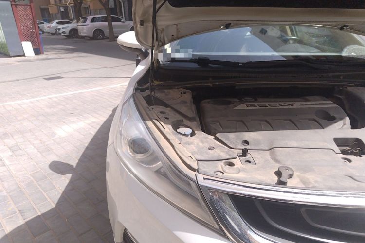 Used Geely Auto Emgrand GS 2016 Elegant Edition 1.3T Automatic LingShang Model Engine Bay Right