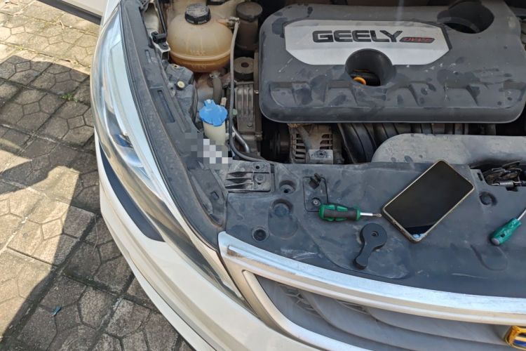 Used Geely Auto Emgrand GS 2016 Sports Edition 1.8L Manual LingShang Model Engine Bay Right