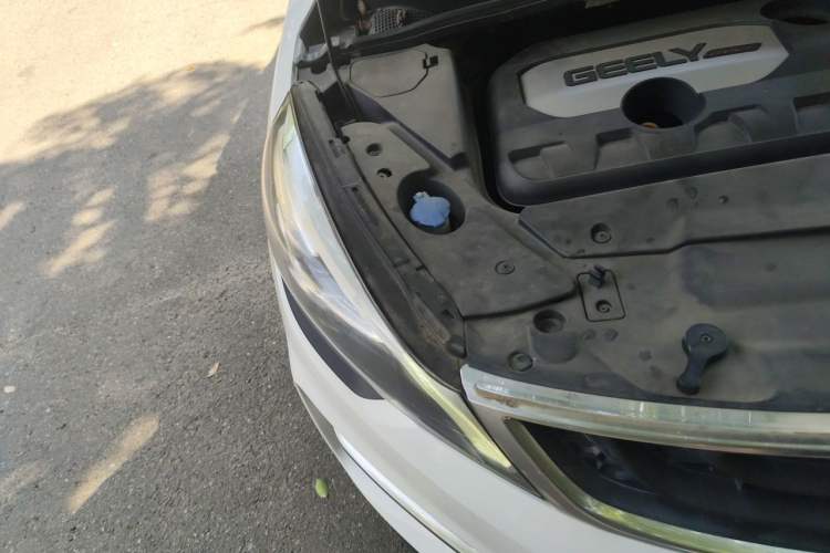 Used Geely Auto Emgrand GS 2016 Sports Edition 1.8L Manual LingShang Model Engine Bay Right