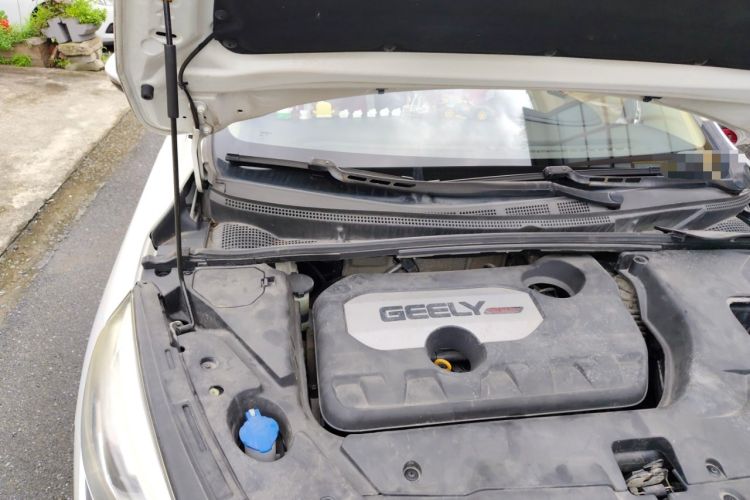 Used Geely Auto Emgrand GS 2016 Sports Edition 1.8L Manual LingShang Model Engine Bay Right