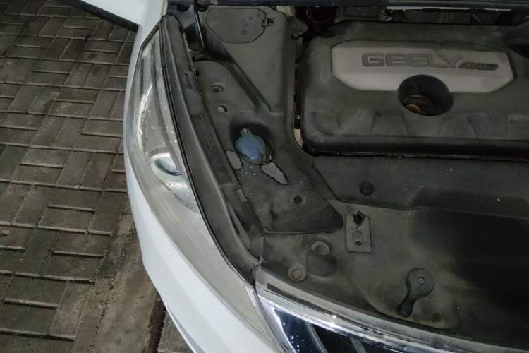 Used Geely Auto Emgrand GS 2016 Elegant Edition 1.8L Automatic LingShang Model Engine Bay Right