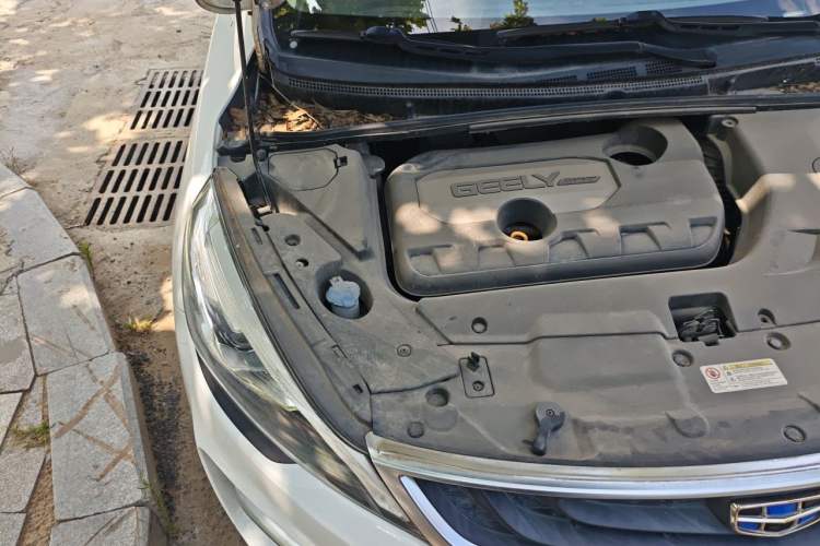 Used Geely Auto Emgrand GS 2016 Sports Edition 1.8L Manual LingShang Model Engine Bay Right