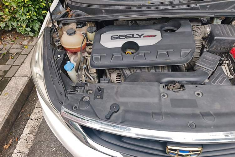 Used Geely Auto Emgrand GS 2016 Elegant Edition 1.8L Automatic LingShang Model Engine Bay Right