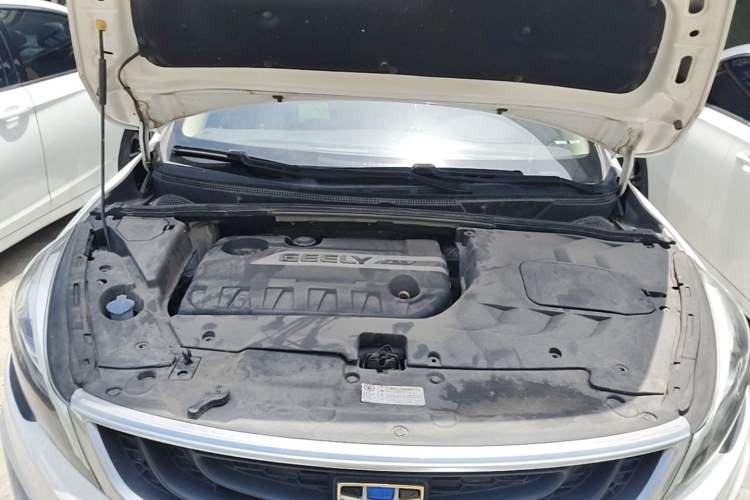 Used Geely Auto Emgrand GS 2016 Sport Edition 1.3T Automatic LingShang Model Engine Bay