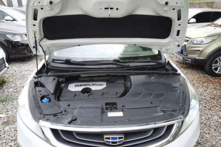Used Geely Auto Emgrand GS 2016 Elegant Edition 1.8L Manual LingShang Model Engine Bay