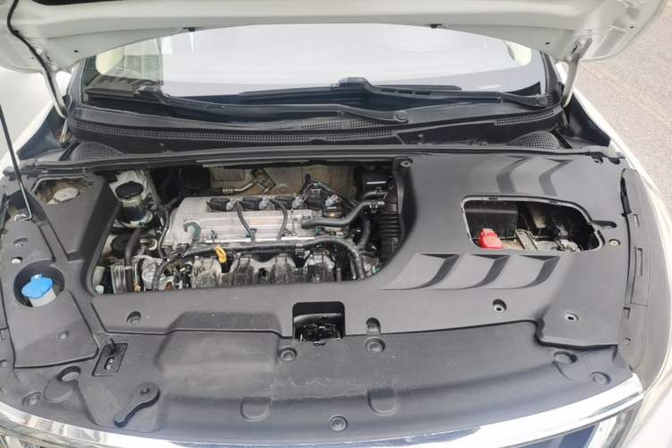 Used Geely Auto Emgrand GS 2016 Elegant Edition 1.8L Manual LingShang Model Engine Bay