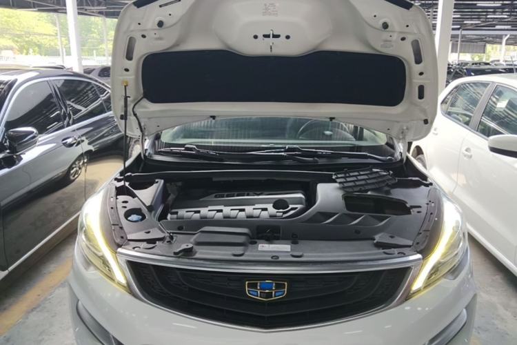 Used Geely Auto Emgrand GS 2016 Sport Edition 1.3T Automatic LingShang Model Engine Bay