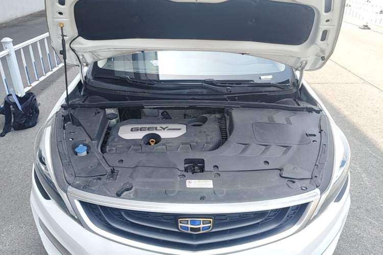 Used Geely Auto Emgrand GS 2016 Sport Edition 1.8L Automatic LingShang Model Engine Bay