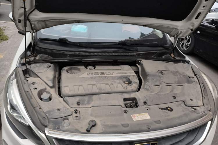 Used Geely Auto Emgrand GS 2016 Sport Edition 1.3T Automatic LingShang Model Engine Bay