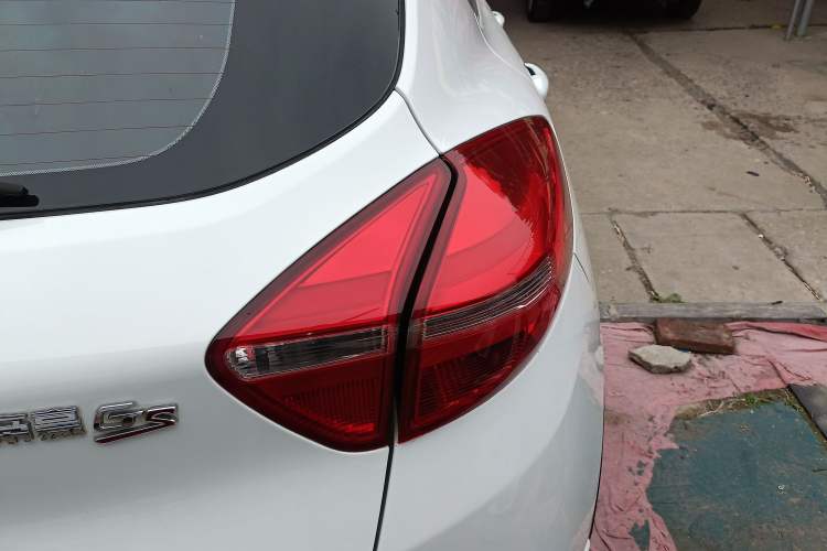 Used Geely Auto Emgrand GS 2016 Elegant Edition 1.3T Automatic ZhenShang Model Exterior 3