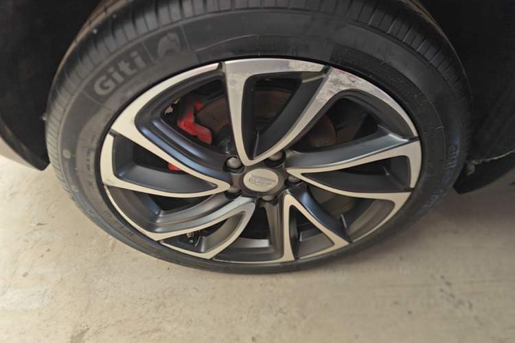 Used Geely Auto Emgrand GS 2016 Sport Edition 1.3T Automatic ZhenShang Model Exterior 5