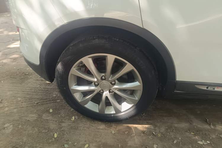 Used Geely Auto Emgrand GS 2016 Sports Edition 1.8L Manual LingShang Model Exterior 5