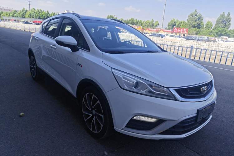Used Geely Auto Emgrand GS 2016 Elegant Edition 1.3T Automatic ZhenShang Model Front Right 45 Deg