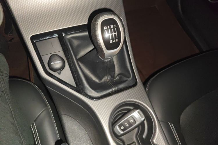 Used Geely Auto Emgrand GS 2016 Sports Edition 1.8L Manual LingShang Model Gear Lever