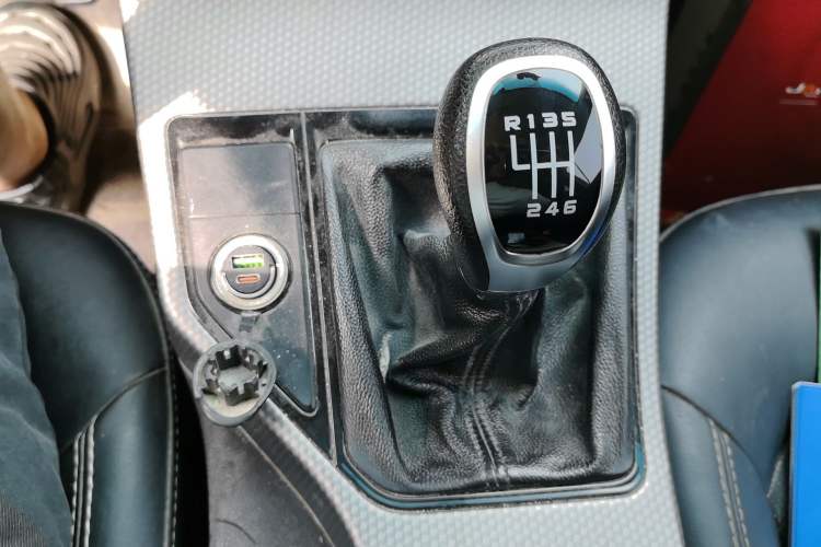 Used Geely Auto Emgrand GS 2016 Sport Edition 1.3T Manual LingShang Model Gear Lever