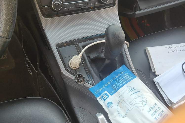 Used Geely Auto Emgrand GS 2016 Elegant Edition 1.8L Manual LingShang Model Gear Lever