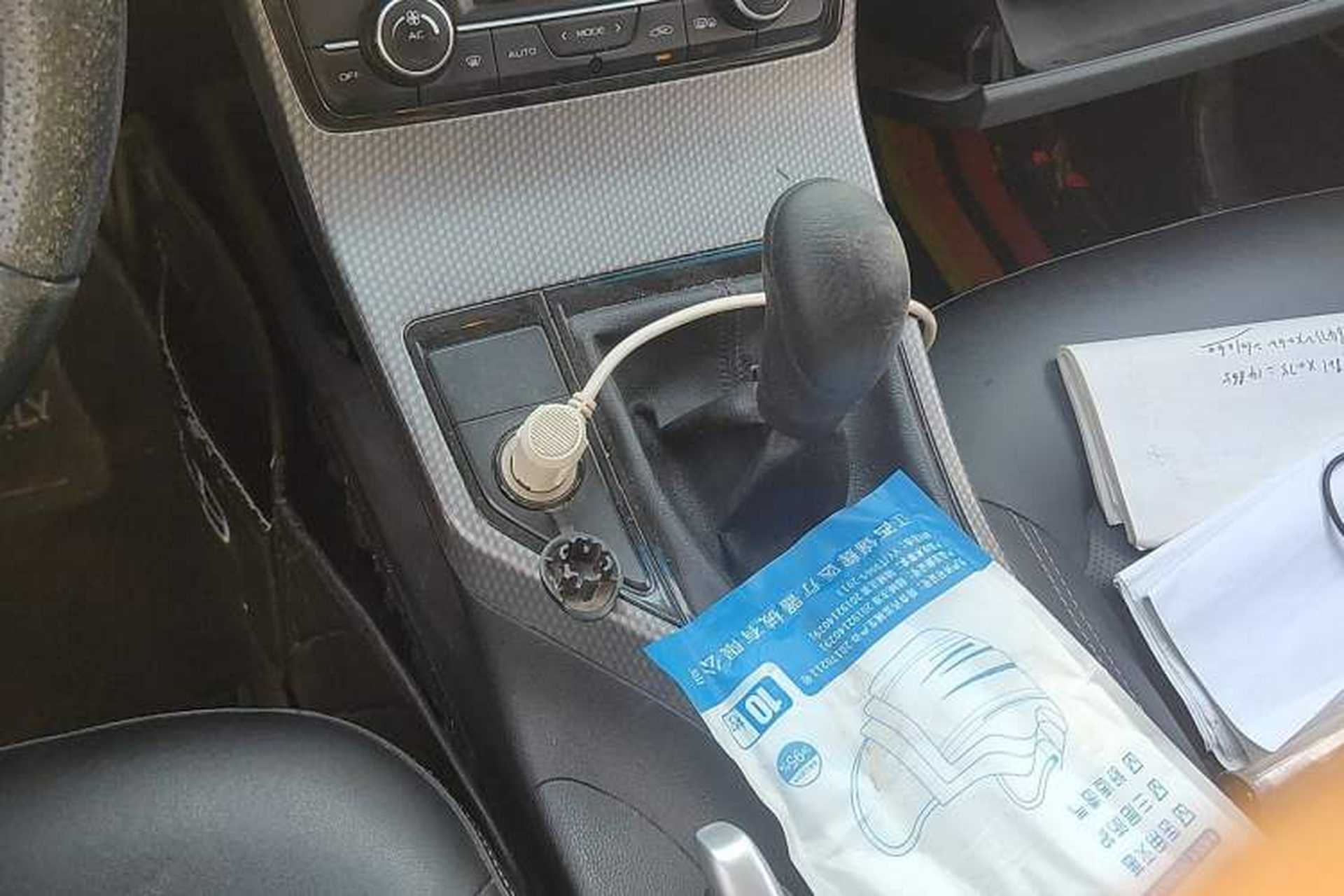 Used Geely Auto Emgrand GS 2016 Elegant Edition 1.8L Manual LingShang Model Gear Lever
