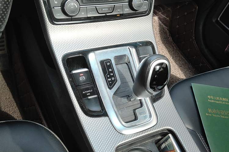 Used Geely Auto Emgrand GS 2016 Sport Edition 1.3T Automatic ZhenShang Model Gear Lever