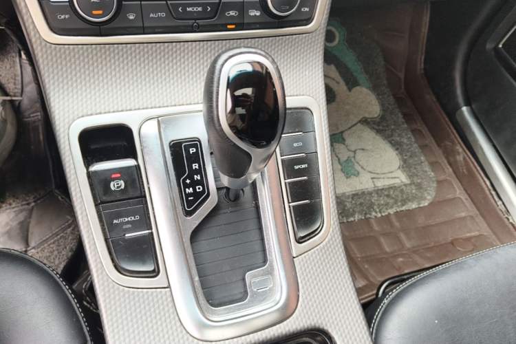 Used Geely Auto Emgrand GS 2016 Elegant Edition 1.8L Automatic LingShang Model Gear Lever
