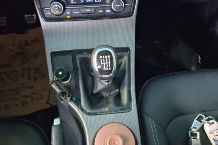 Used Geely Auto Emgrand GS 2016 Sports Edition 1.8L Manual LingShang Model Gear Lever