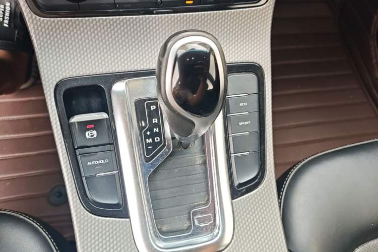 Used Geely Auto Emgrand GS 2016 Sport Edition 1.8L Automatic LingShang Model Gear Lever