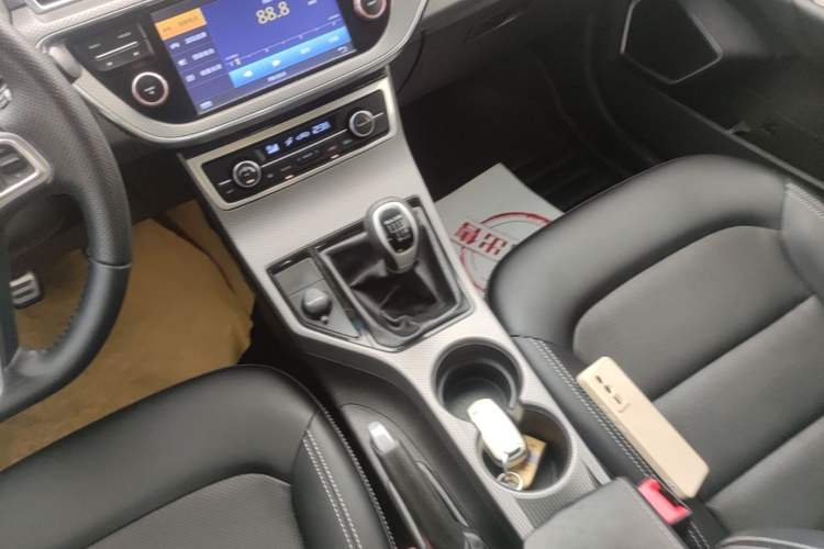 Used Geely Auto Emgrand GS 2016 Sports Edition 1.8L Manual LingShang Model Gear Lever