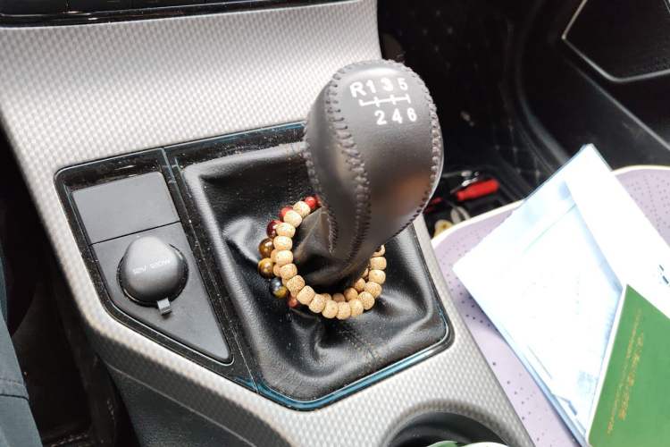 Used Geely Auto Emgrand GS 2016 Sports Edition 1.8L Manual LingShang Model Gear Lever