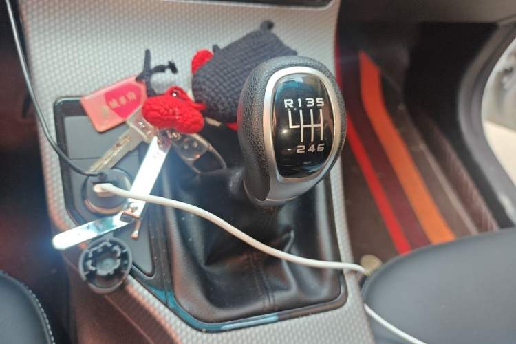 Used Geely Auto Emgrand GS 2016 Sport Edition 1.3T Manual LingShang Model Gear Lever