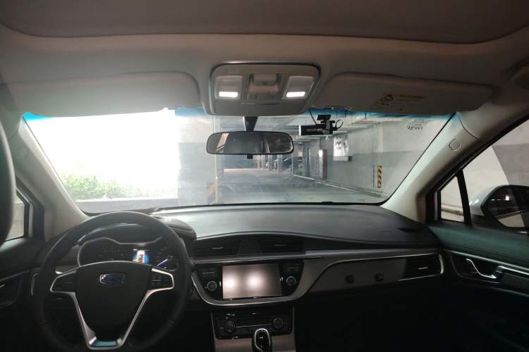 Used Geely Auto Emgrand GS 2016 Elegant Edition 1.3T Automatic LingShang Model Headliner