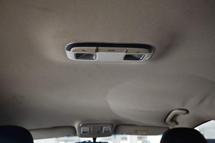 Used Geely Auto Emgrand GS 2016 Elegant Edition 1.8L Automatic LingShang Model Headliner