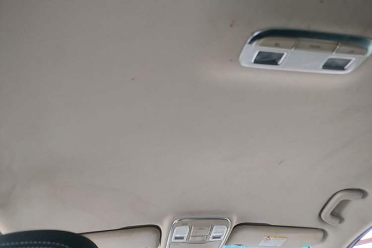 Used Geely Auto Emgrand GS 2016 Elegant Edition 1.3T Manual LingShang Model Headliner