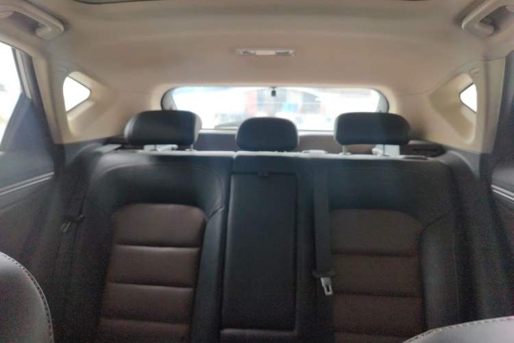 Used Geely Auto Emgrand GS 2016 Elegant Edition 1.3T Automatic ZhenShang Model Headliner