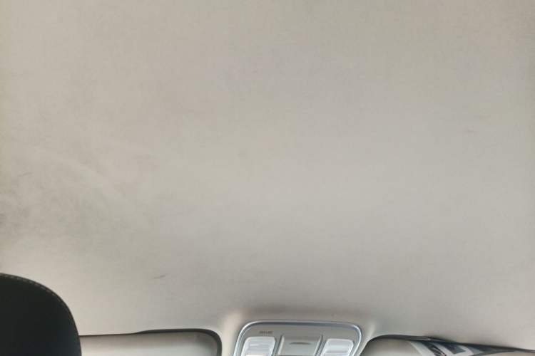 Used Geely Auto Emgrand GS 2016 Elegant Edition 1.3T Automatic LingShang Model Headliner