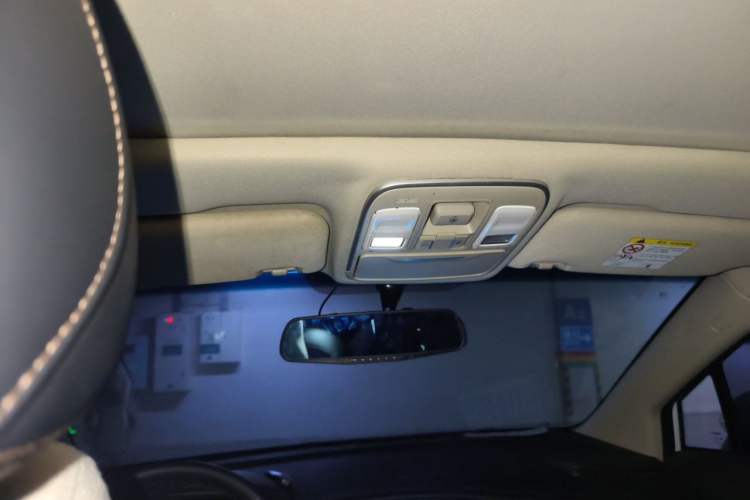 Used Geely Auto Emgrand GS 2016 Sport Edition 1.3T Automatic ZhenShang Model Headliner