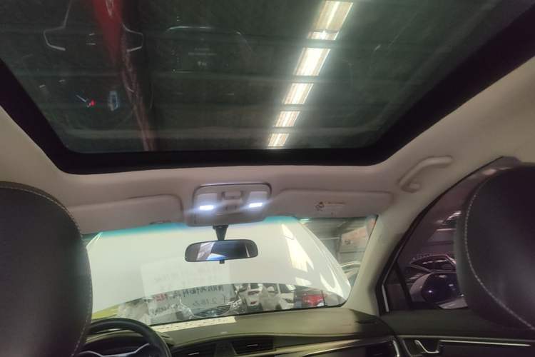 Used Geely Auto Emgrand GS 2016 Sport Edition 1.3T Automatic ZhenShang Model Headliner