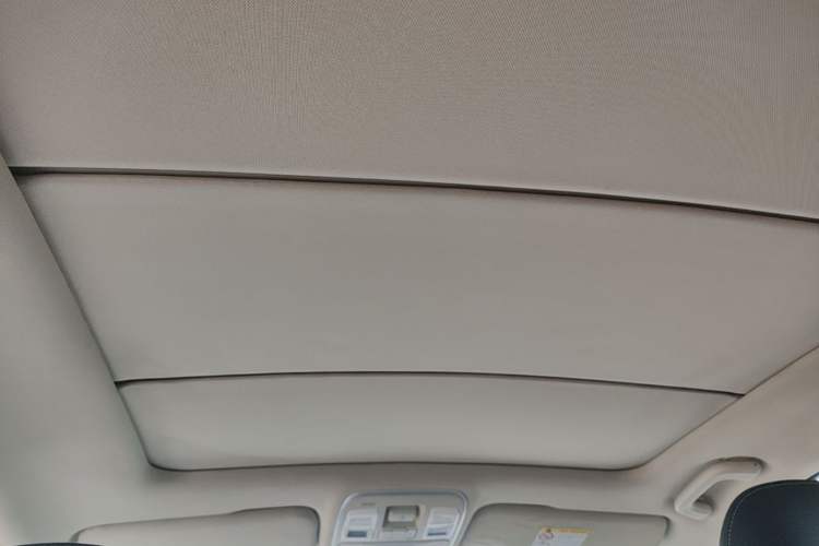 Used Geely Auto Emgrand GS 2016 Sport Edition 1.8L Automatic LingShang Model Headliner