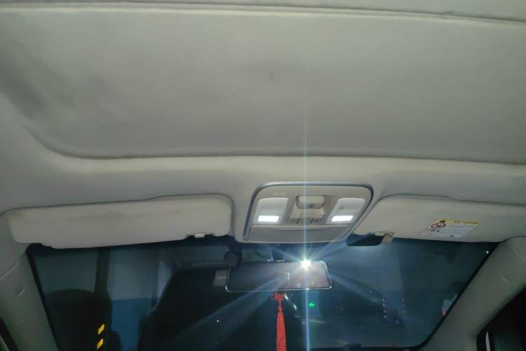 Used Geely Auto Emgrand GS 2016 Elegant Edition 1.8L Automatic LingShang Model Headliner