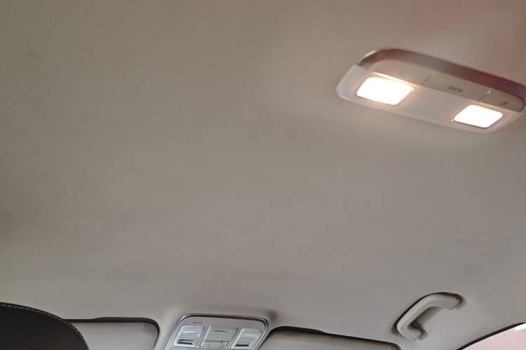 Used Geely Auto Emgrand GS 2016 Elegant Edition 1.8L Manual LingShang Model Headliner