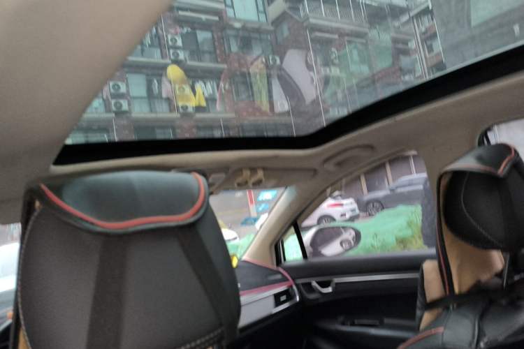 Used Geely Auto Emgrand GS 2016 Sport Edition 1.3T Automatic LingShang Model Headliner
