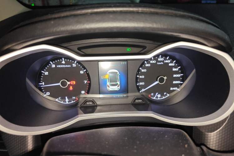 Used Geely Auto Emgrand GS 2016 Elegant Edition 1.8L Automatic LingShang Model Instrument Cluster